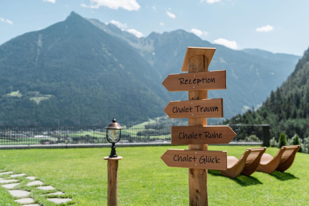 Innermoser Bauernhof - Chalets Molini di Tures Buitenkant foto