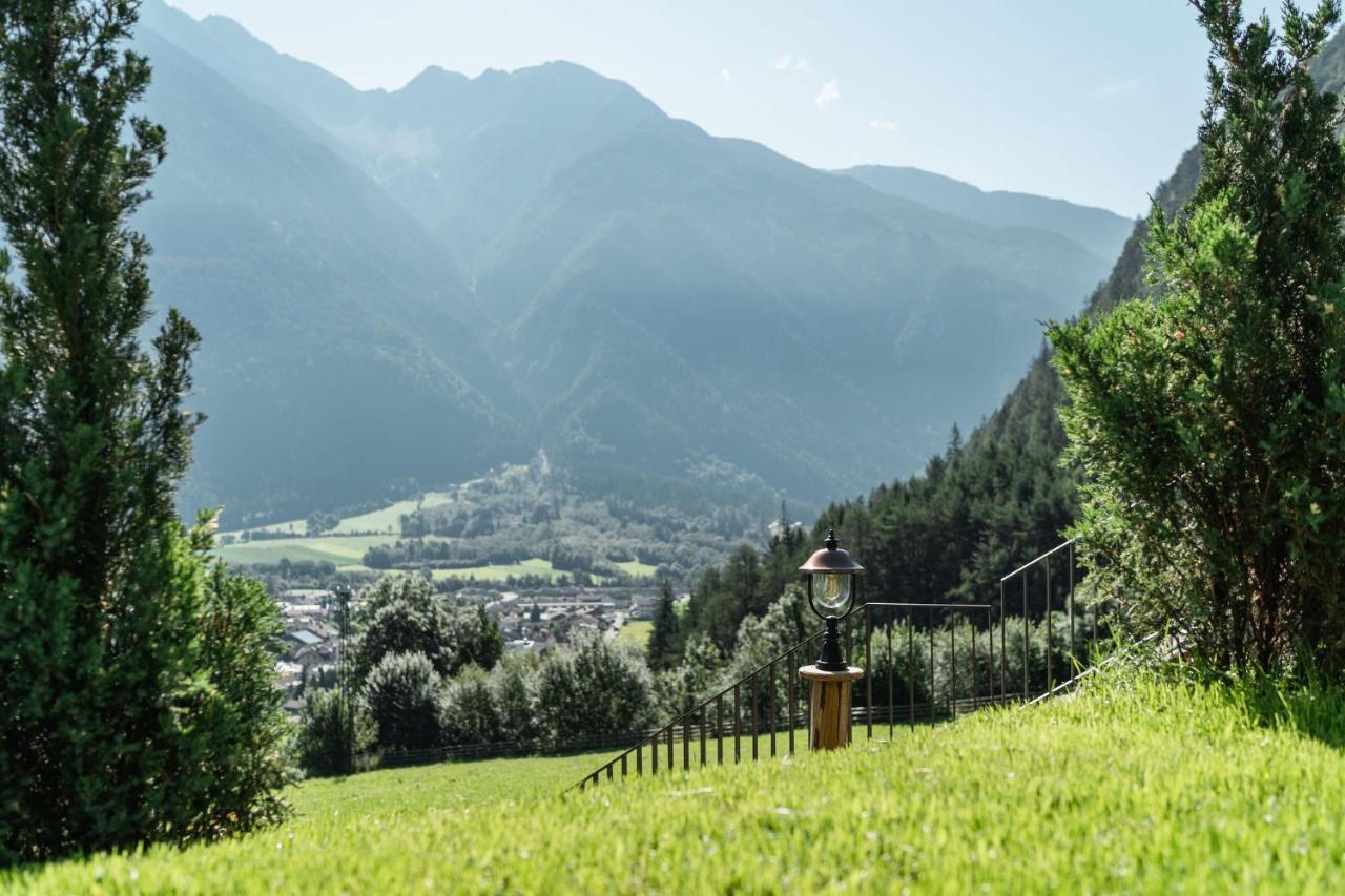 Innermoser Bauernhof - Chalets Molini di Tures Buitenkant foto