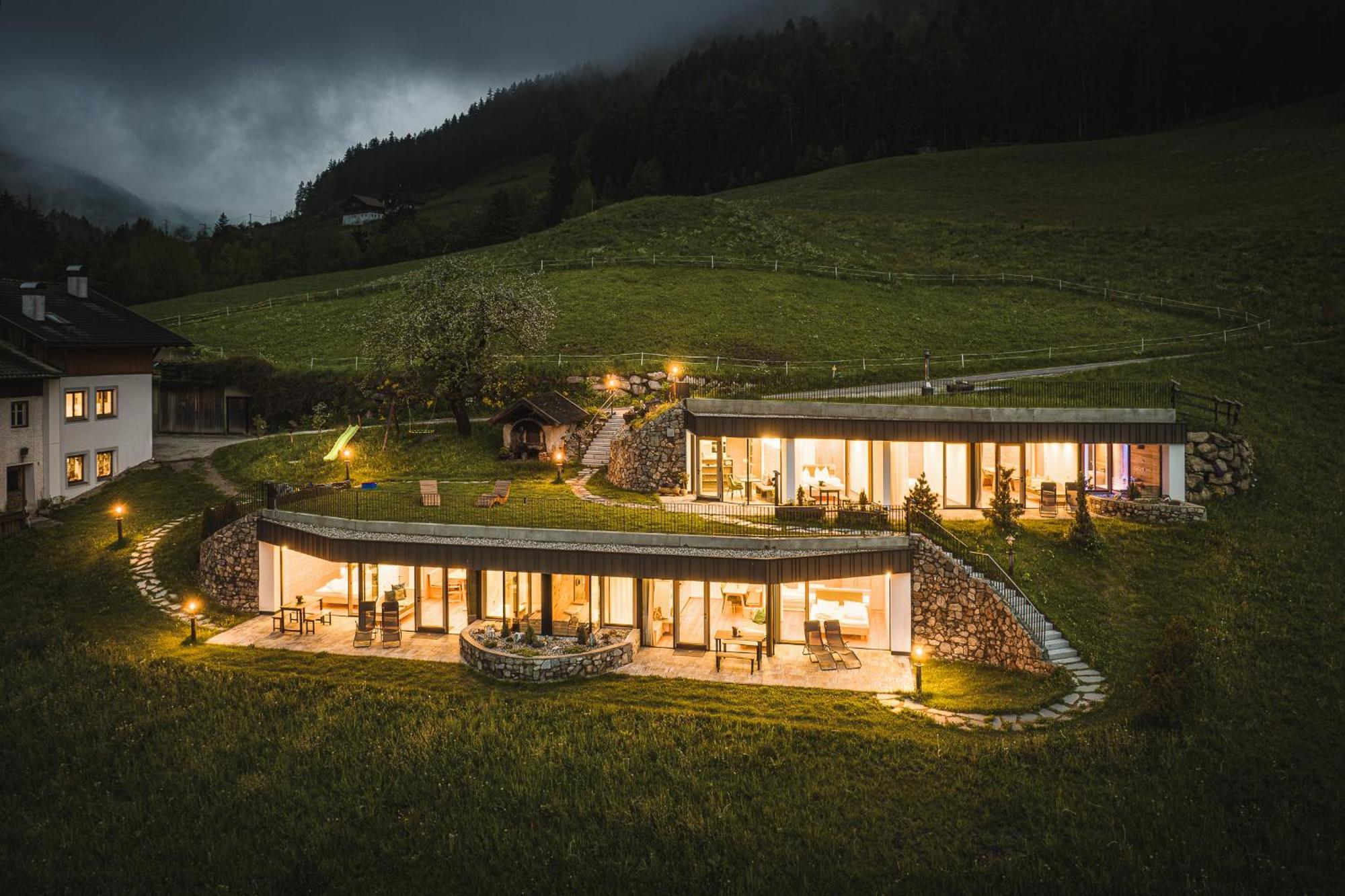 Innermoser Bauernhof - Chalets Molini di Tures Buitenkant foto